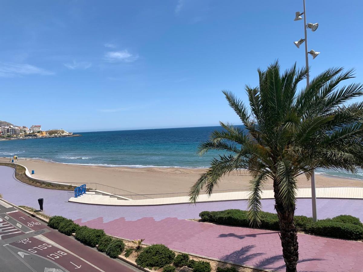 Apartamento De Lujo En Primera Linea De Playa Benidorm Luaran gambar