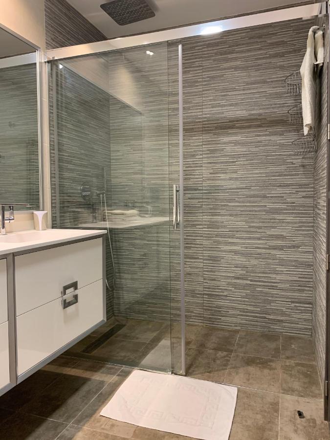 Apartamento De Lujo En Primera Linea De Playa Benidorm Luaran gambar