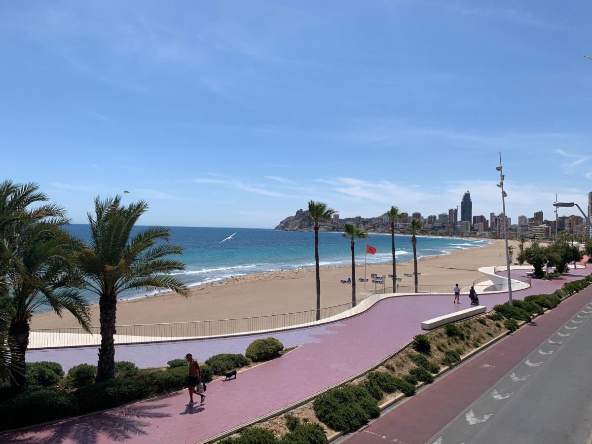 Apartamento De Lujo En Primera Linea De Playa Benidorm Luaran gambar